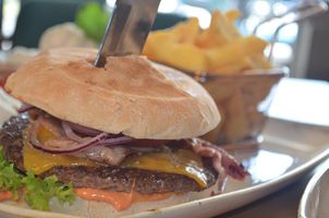 Burger essen Hannover - Café Bar Spesso